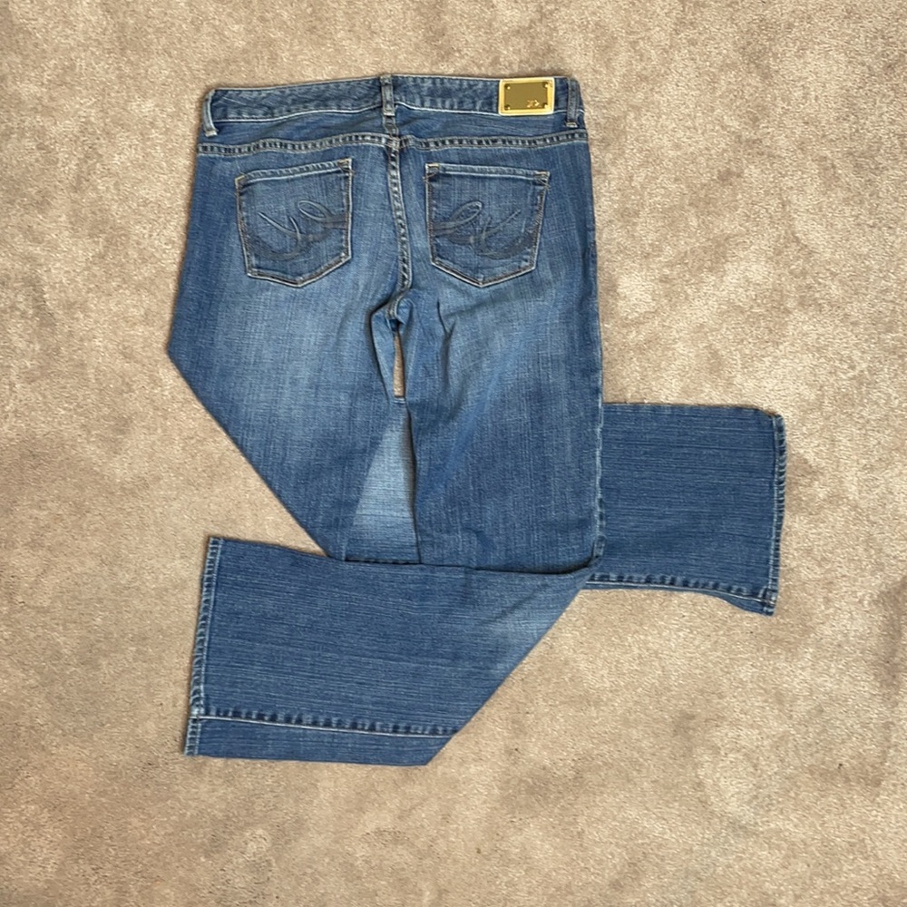 USED - Picture 2 of 2